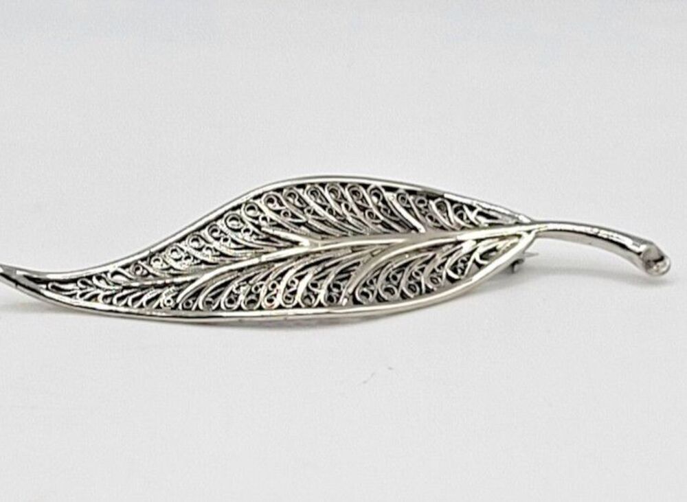 Vintage Avante Silvertone Filigree Leaf Pin Brooch 3.5" Signed Costume Openwork